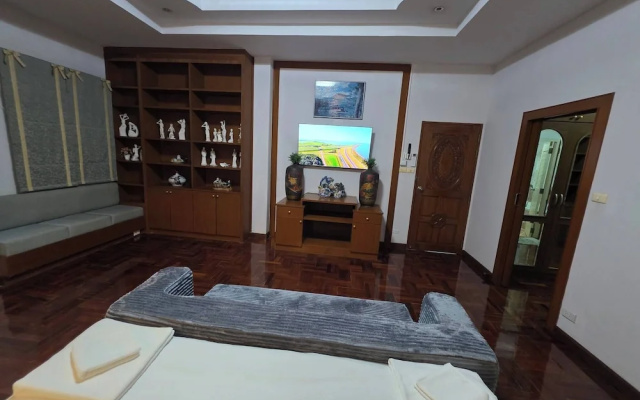 Entire Home at Racha Herb Gardens 5br, Sleeps 11