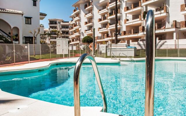 Apartment - 2 Bedrooms with Pool and WiFi - 107322