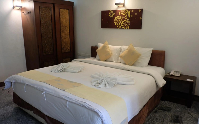 Rainforest Chiangmai Hotel