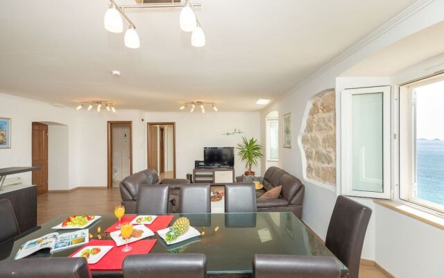 Hedera Estate, Hedera A19