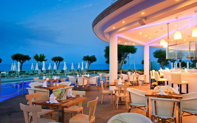 Pernera Beach Hotel