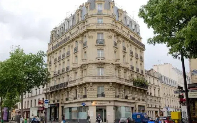 Stunning 2 bedroom property in the Marais