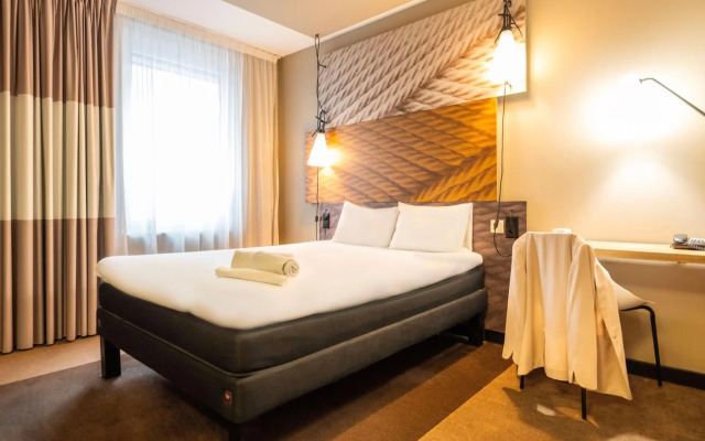 ibis Geneve Centre Lac