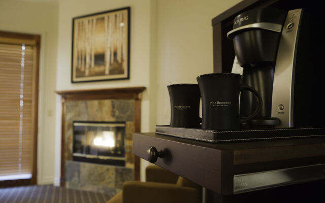 Pine Ridge Inn
