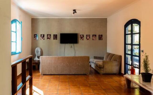 Bee.W Hostel Juquehy