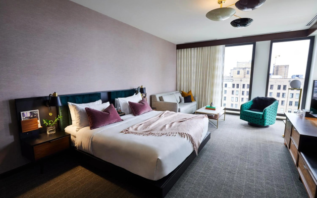 Fairlane Hotel