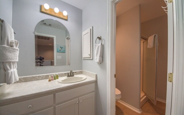 Guadalupe River Retreat RR 1324 4 Bedroom Home by RedAwning