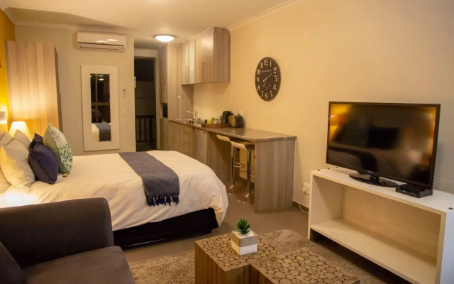 Desert Sands Boutique B&B | Self-Catering