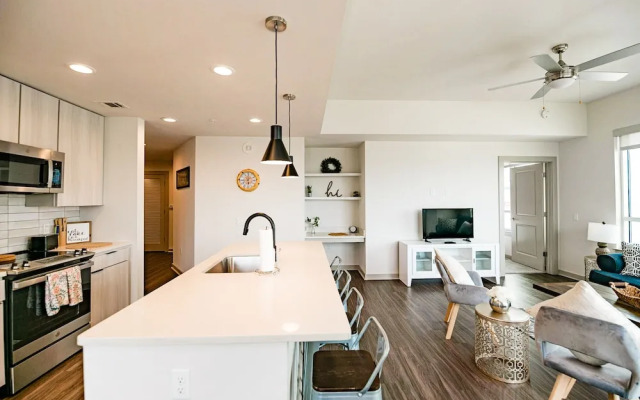 Uptown Fully Furnished Apartments