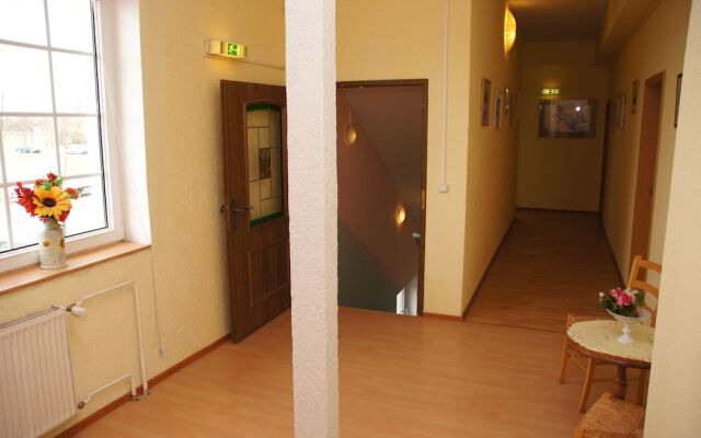 Am Flugplatz