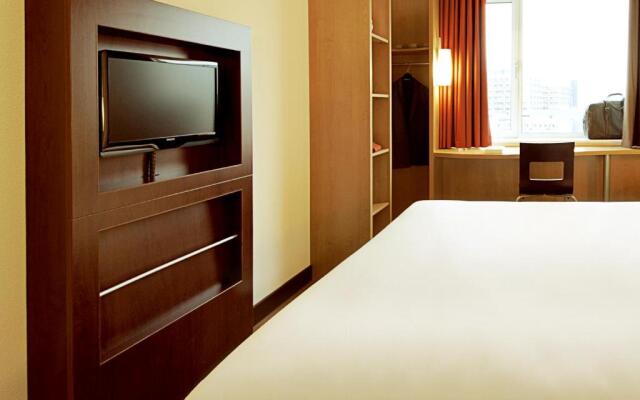 ibis Braga