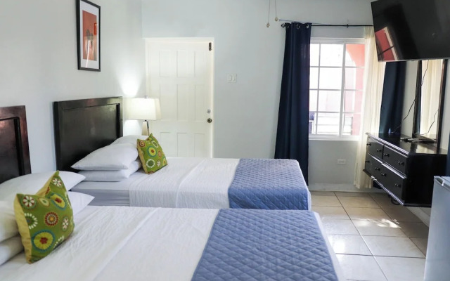 Paradise On The Rocks Hotel