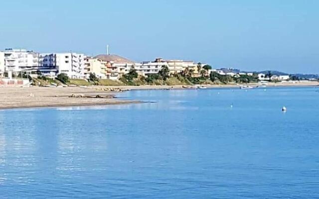 Apartment with 2 bedrooms in Torre Melissa with wonderful sea view furnished balcony and WiFi 300 m from the beach