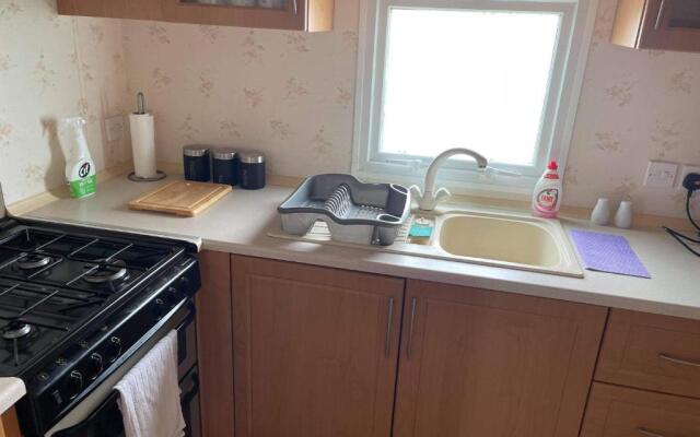 Lovely 3 bedroom 8 berth caravan in Rhyl
