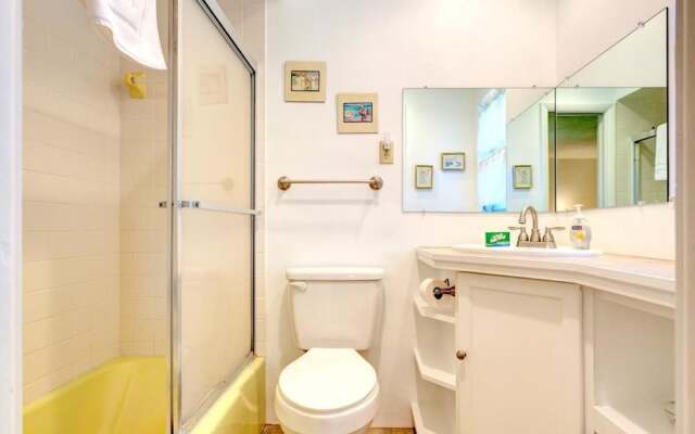 Jamaica Royale 91 - Two Bedroom Condo