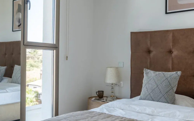"sanders Dione Residences - Pleasant 2-bedroom Apartment With Sea View"