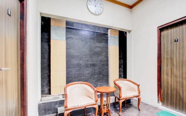 Hotel O Jalan Malioboro Near Stasiun Tugu Yogyakarta Formerly Hotel Baru