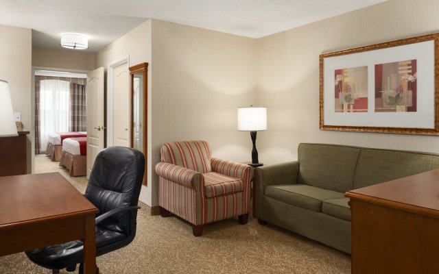 Country Inn & Suites by Radisson, Toledo South, OH