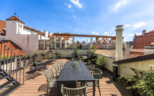 Karlova Residence