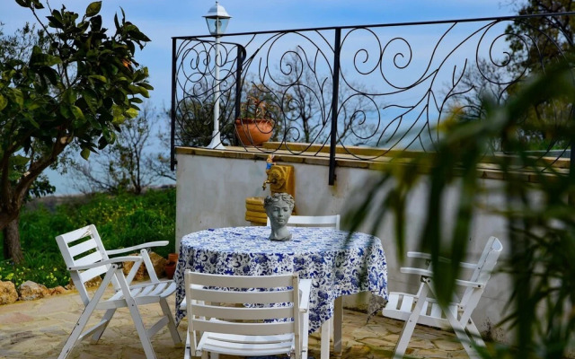 Easy Welcome Salvia - Cartolari County Apartments
