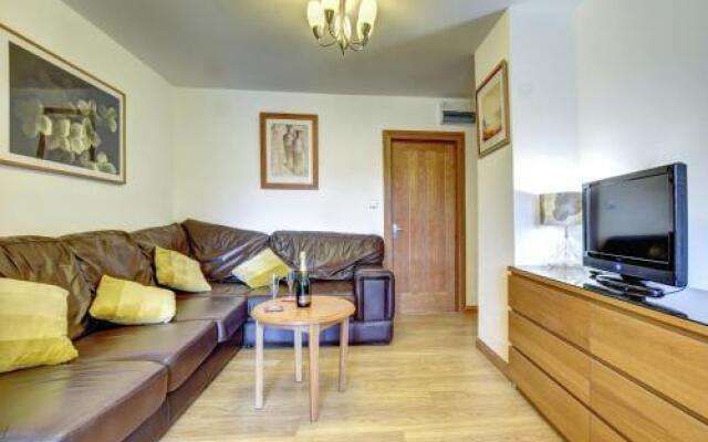 Uwch-y-llyn