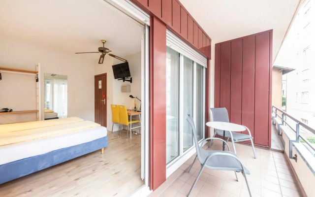 HOTEL ATLANTICO self check-in