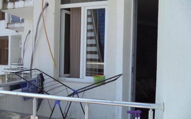 Apt Near The Sea 118