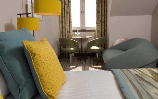 The Waterside Hotel