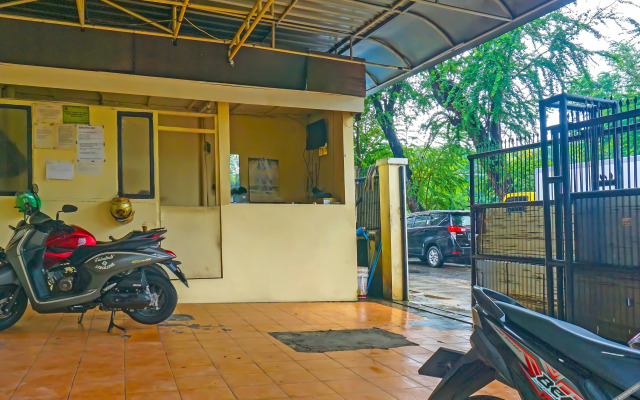 OYO 92285 Penginapan 21 Near Pasar Baru