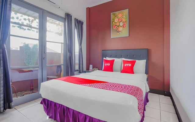 Hotel Salon Fora & Longhill Cafe Fora – Guest Rooms – Bandung