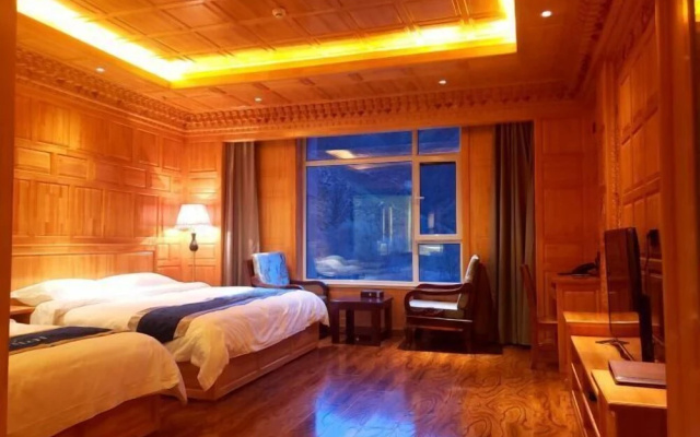 Rdzong Lhundup Hotel – Guest Rooms – Gannan