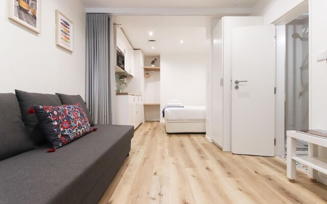 Downtown Charming I by Homing