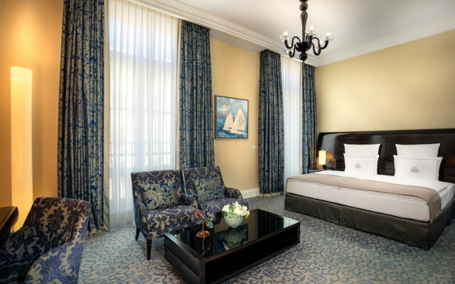 Hotel Atlantic Hamburg, Autograph Collection