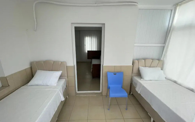 Aksay Apart Hotel