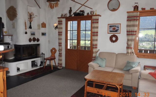 Muotta Sulegl. Wohnung Nr. 4 (LAA148)