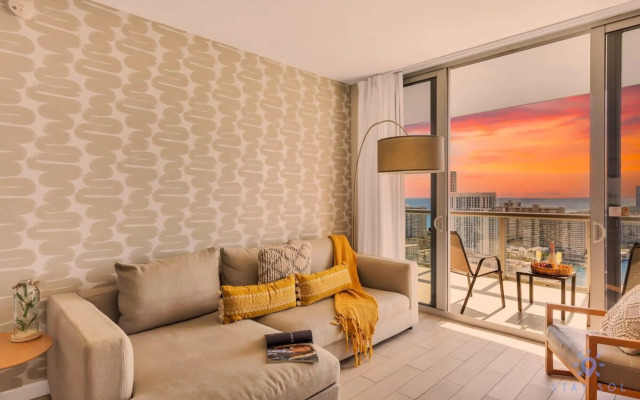 Infinite View Balcony Amazing Pool Near Beach