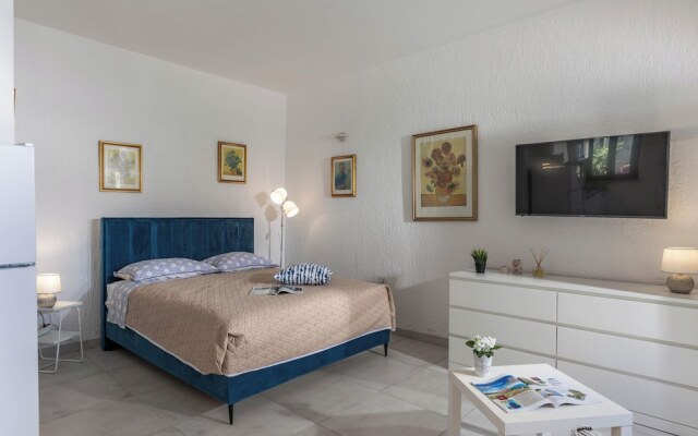 Holiday Home Sladonja - Apartment 02