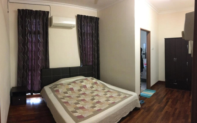 Putrajaya 1808 Homestay