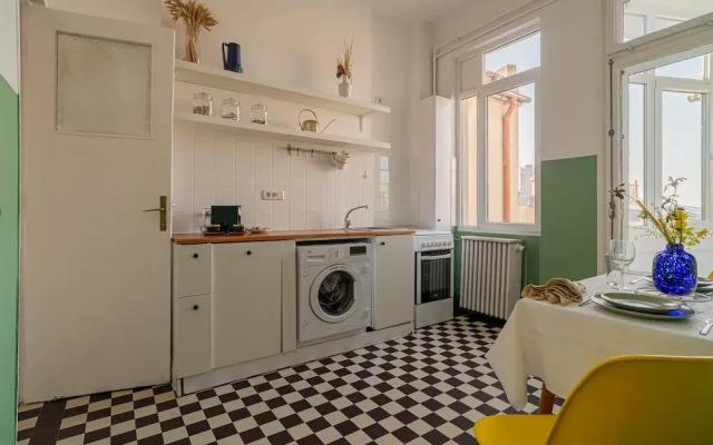 Spacious 3BR Atrium Penthouse Balcony Cismigiu