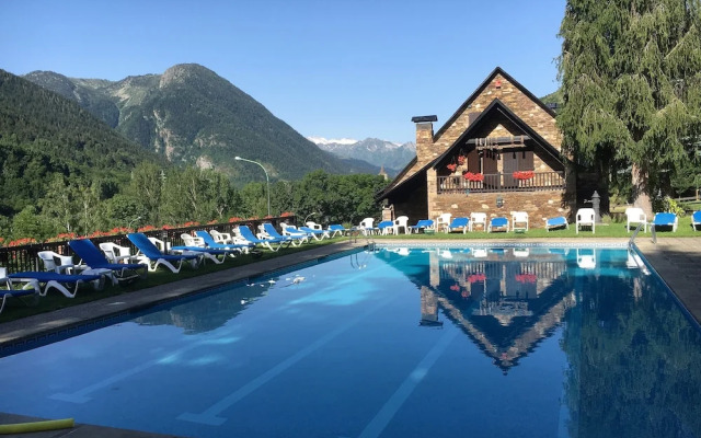Hotel Petit Lacreu