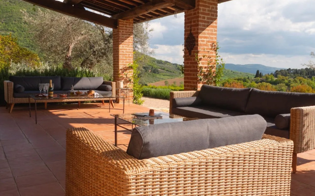 Countryside Villa With Pool