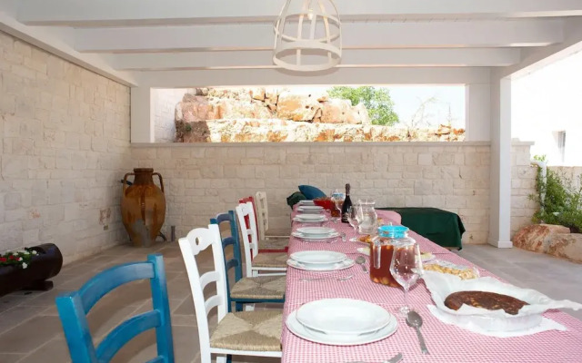 Idyllic Home With Pool Near Cisternino