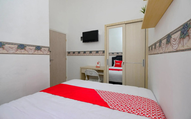 OYO 2782 Puspa Residence