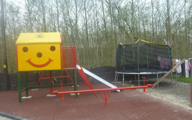 Douglasha House V93RX64