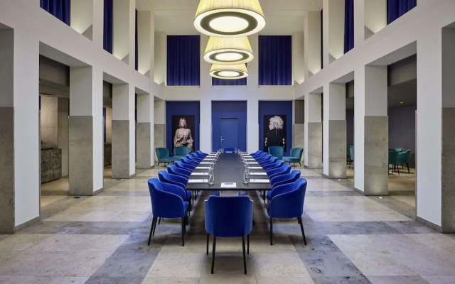 Hotel Luc - Autograph Collection