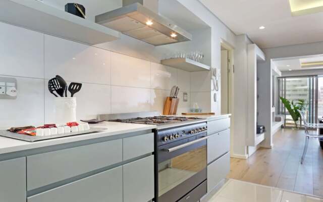 Four on C luxury Suites by Totalstay