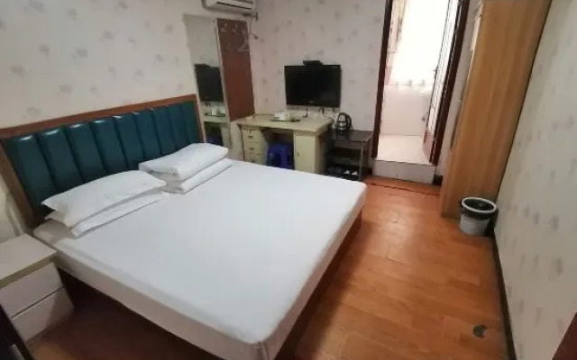 Changjiang Express Hotel