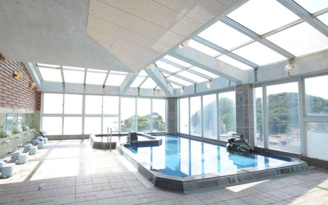 Toushijima Onsen Suzunami