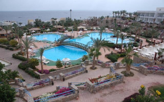 Queen Sharm Aqua Park Hotel