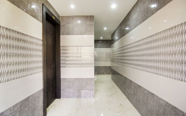 OYO 13314 Grand Almada Inn